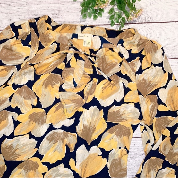 ANTHROPOLOGIE floral print top - Picture 3 of 11